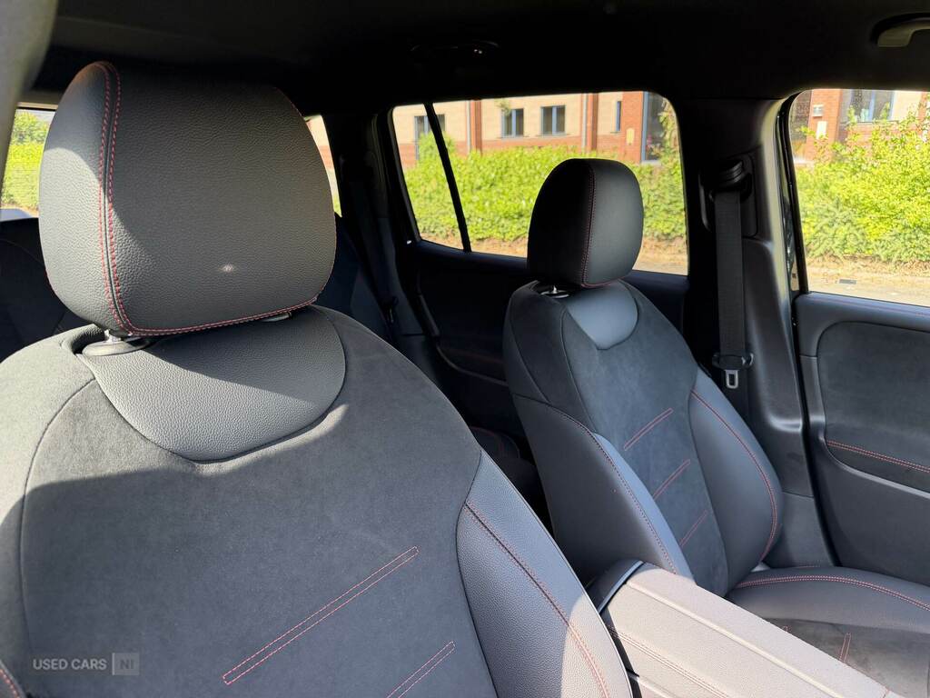 Mercedes-Benz EQB Eqb 250 140Kw Amg Line Executive 70.5Kwh Black #5