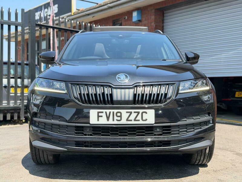 Skoda Karoq 2.0 Tsi Sportline Dsg FV19ZZC Black #4