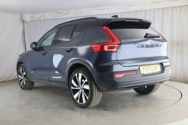 Volvo XC40 1.5H T5 Recharge 10.7Kwh Ultimate Dark Euro 6 Blue #3