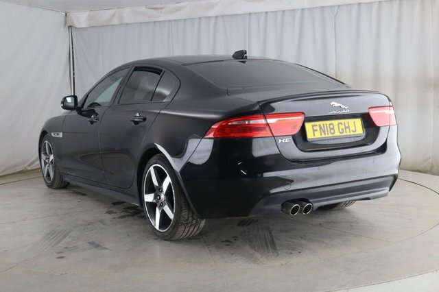 Jaguar XE 2.0D R-sport Euro 6 S S Black #4