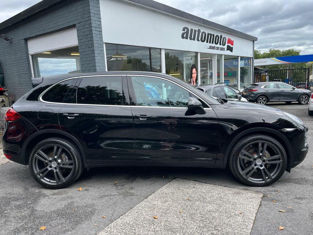 Porsche Cayenne 3.0 Td V6 Tiptronic 4Wd Euro 5 S S M777DST Black #3