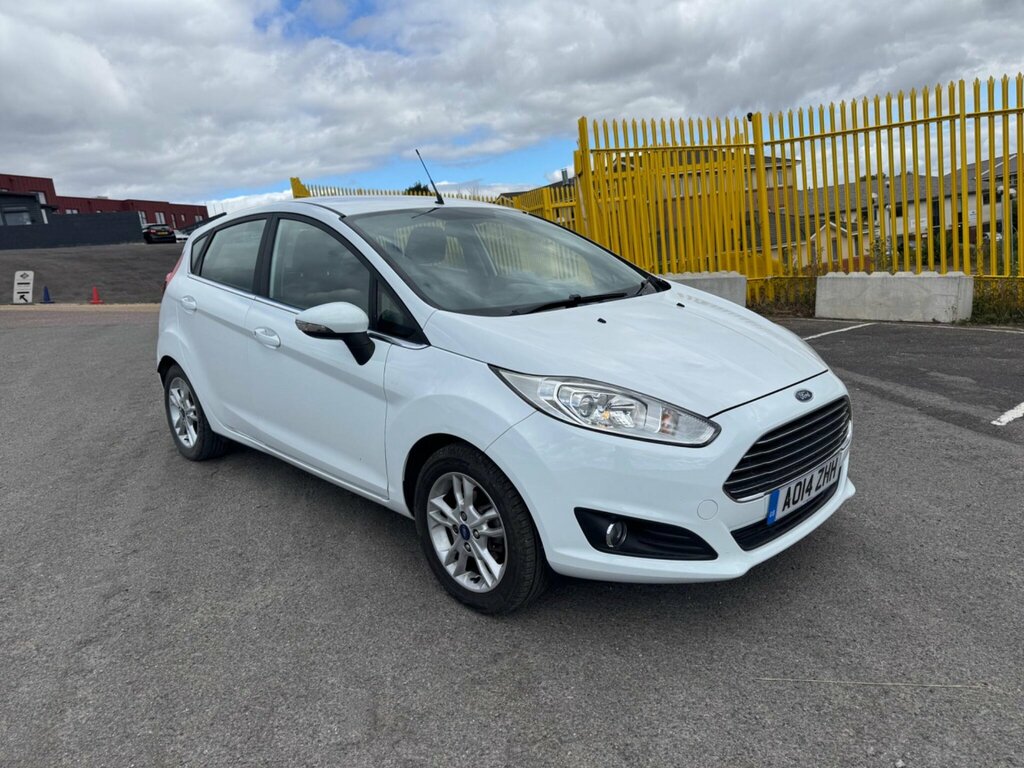 Ford Fiesta 1.0T Ecoboost Zetec Euro 5 Ss AO14ZHH White #4