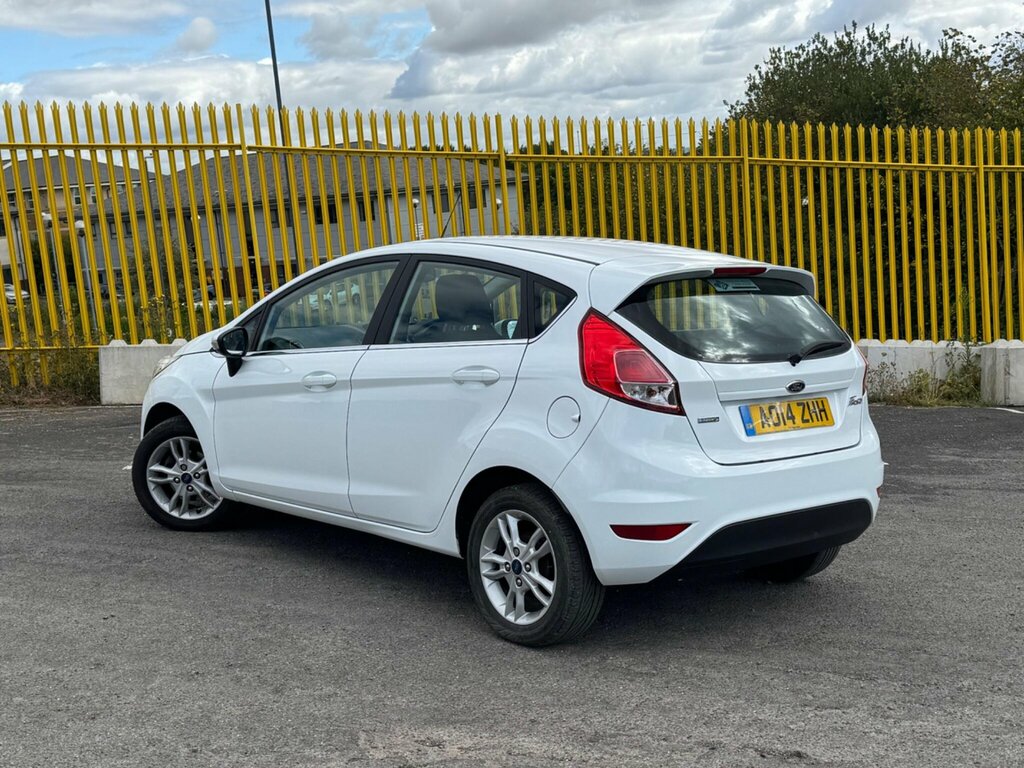 Ford Fiesta 1.0T Ecoboost Zetec Euro 5 Ss AO14ZHH White #2