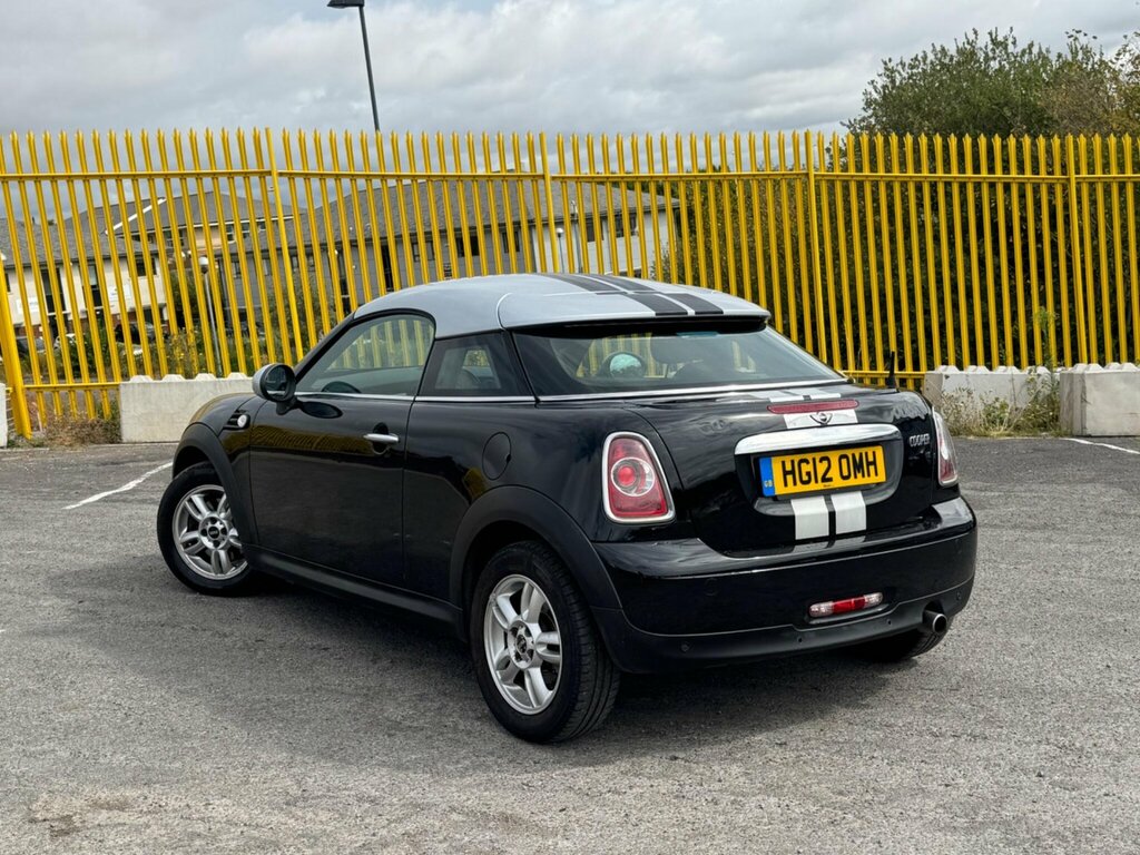 Mini Coupe 1.6 Cooper Euro 5 Ss HG12OMH Black #2