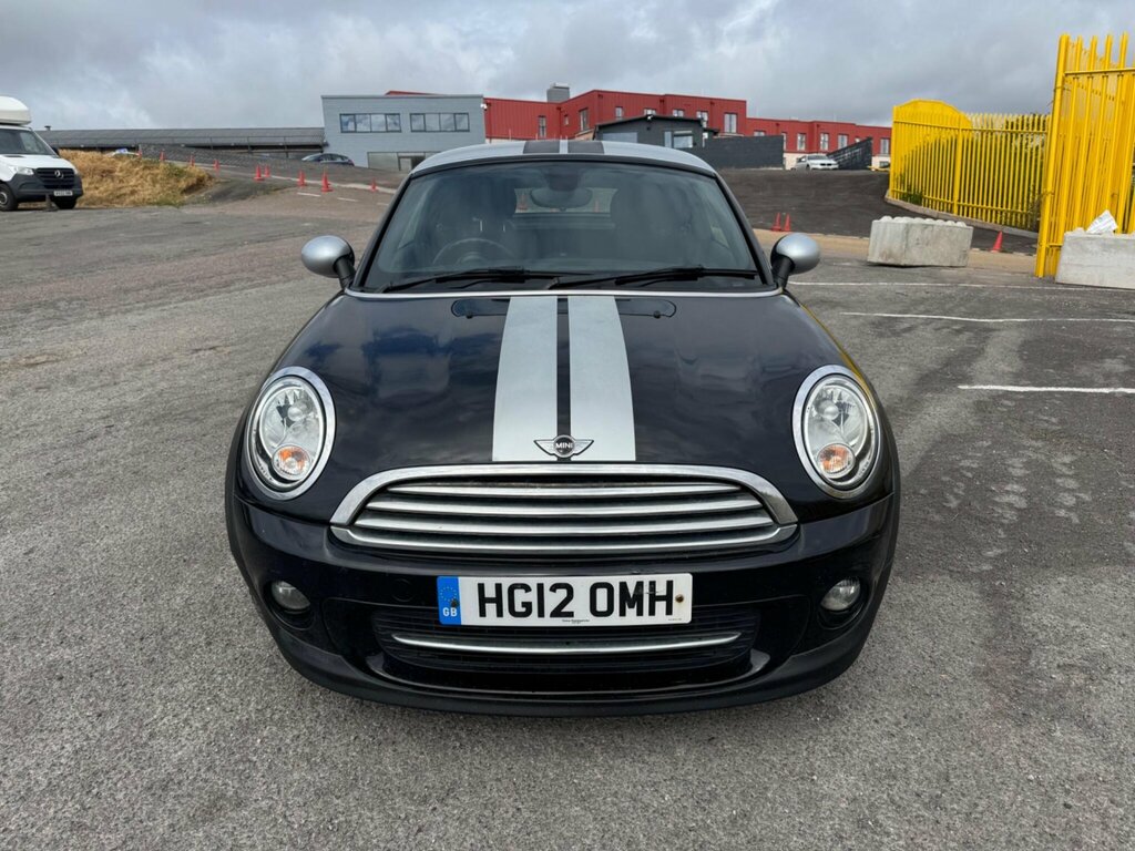 Mini Coupe 1.6 Cooper Euro 5 Ss HG12OMH Black #3