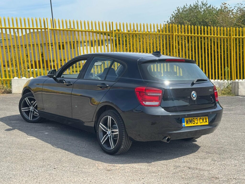 BMW 1 Series 1.6 116I Sport Euro 6 Ss WM63CKA Black #2