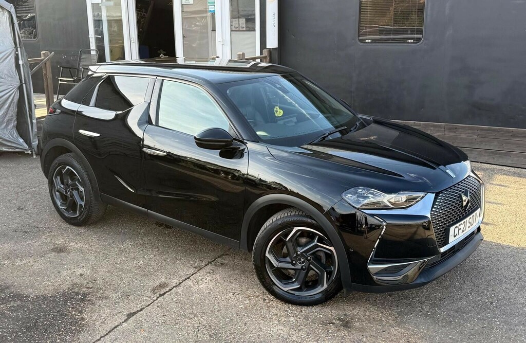 DS DS 3 Crossback Suv 1.2 Puretech Ultra Prestige Crossback Eat8 Eur CF21SDV Black #2