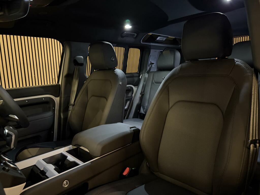 Land Rover Defender 110 S Grey #2