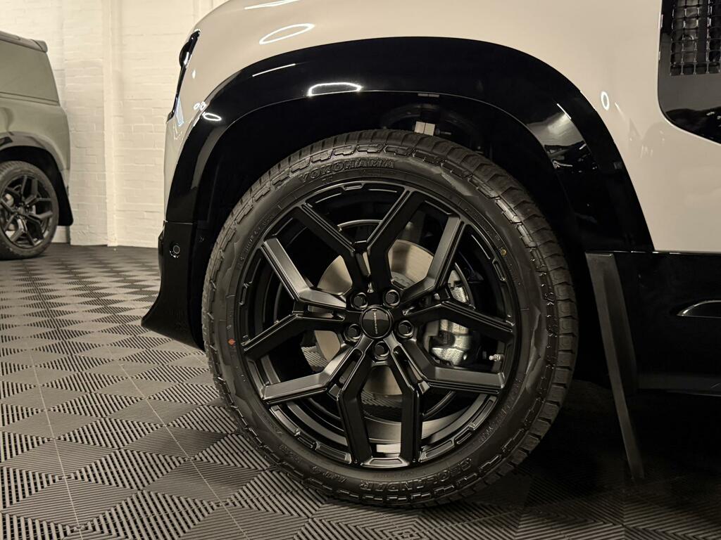 Land Rover Defender 110 S Grey #5