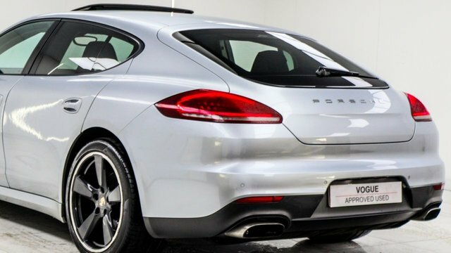 Porsche Panamera 3.0 300 V6 Tiptronic S #30