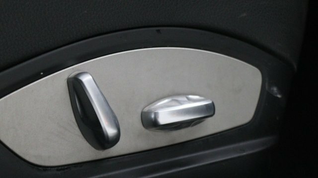 Porsche Panamera 3.0 300 V6 Tiptronic S #42