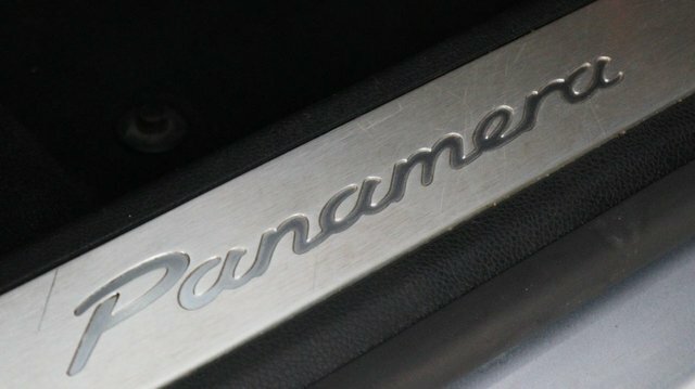 Porsche Panamera 3.0 300 V6 Tiptronic S #41