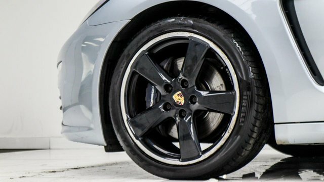 Porsche Panamera 3.0 300 V6 Tiptronic S #18