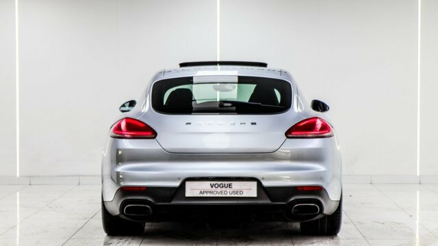 Porsche Panamera 3.0 300 V6 Tiptronic S #24