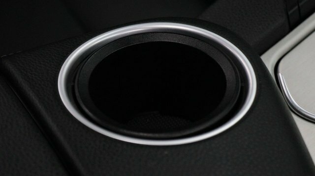 Porsche Panamera 3.0 300 V6 Tiptronic S #77