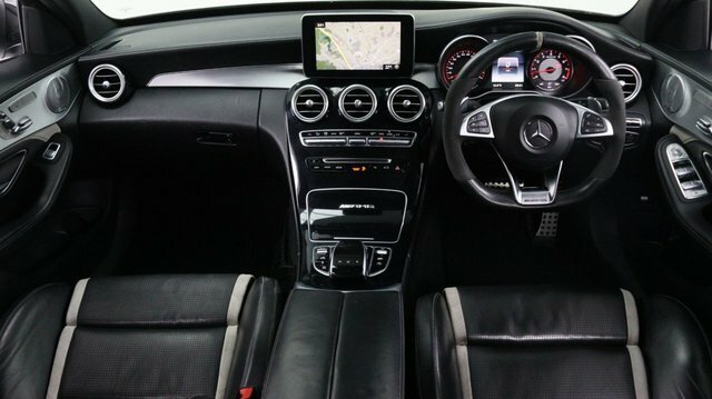 Mercedes-Benz C Class 4.0 C63 V8 Biturbo Amg S Premium Saloon Petr White #2