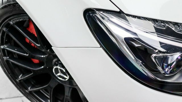 Mercedes-Benz C Class 4.0 C63 V8 Biturbo Amg S Premium Saloon Petr White #6