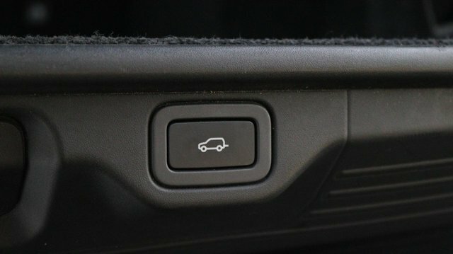 Land Rover Range Rover 3.0 D300 Vogue Estate Silver #29