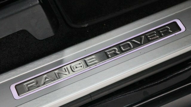 Land Rover Range Rover 3.0 D300 Vogue Estate Silver #42
