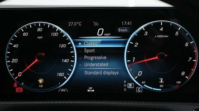 Mercedes-Benz CLA Class Saloon 1.3 Cla200 Amg Line Premium 2 Coupe 7G-dc Black #55