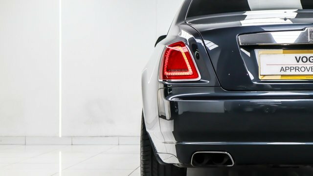 Rolls-Royce Ghost Ghost V12 Red #37