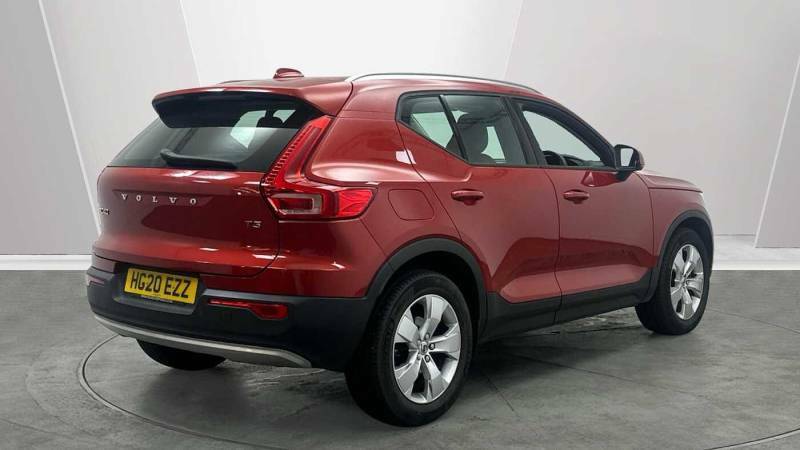Volvo XC40 T3 Momentum - 2020 20 Red #2