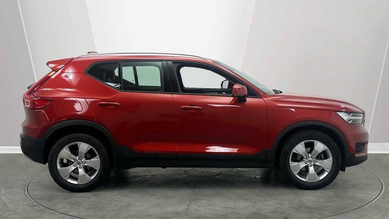 Volvo XC40 T3 Momentum - 2020 20 Red #3