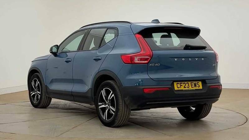 Volvo XC40 B3 Mild Hybrid Plus Dark Blue #3