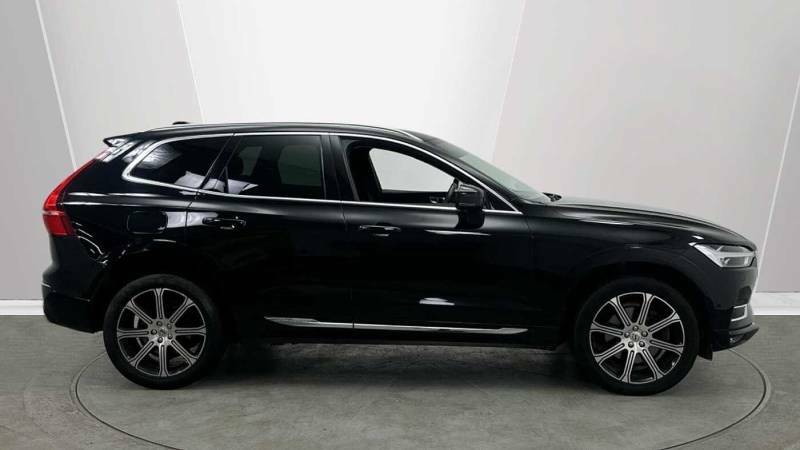 Volvo XC60 B5 Awd Inscription Pro Black #3