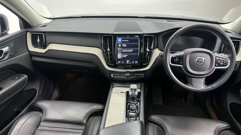 Volvo XC60 B5 Awd Inscription Pro Black #5