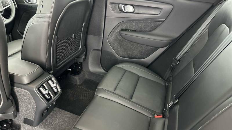 Volvo XC40 Ultra, B4 Mild Hybrid, Dark Grey #11
