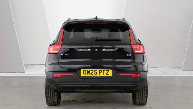 Volvo XC40 B3 Mild Hybrid Ultra Dark Black #3