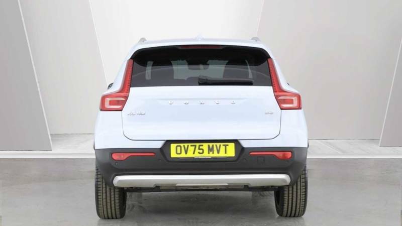 Volvo XC40 B3 Mild Hybrid Ultra Bright Blue #4