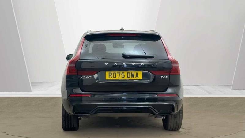 Volvo XC60 T6 Awd Phev Plus Dark Black #4