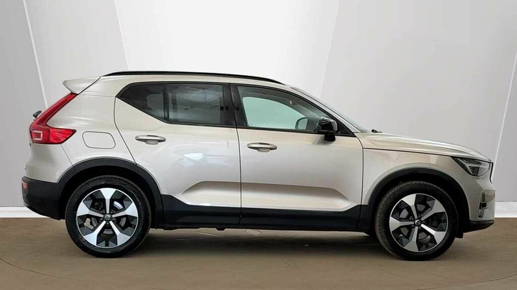 Volvo XC40 Ultimate, B4 Mild Hybrid, Dark #2