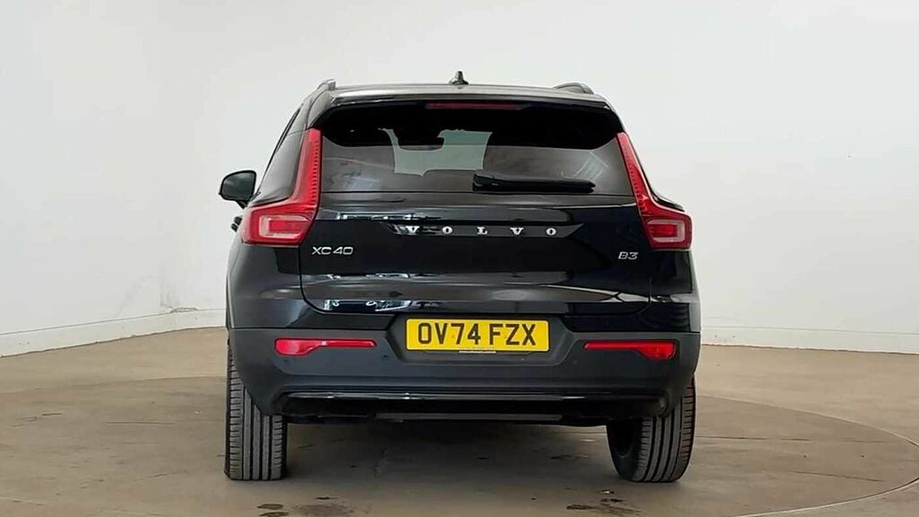 Volvo XC40 Plus, B3 Mild Hybrid, Dark Black #4