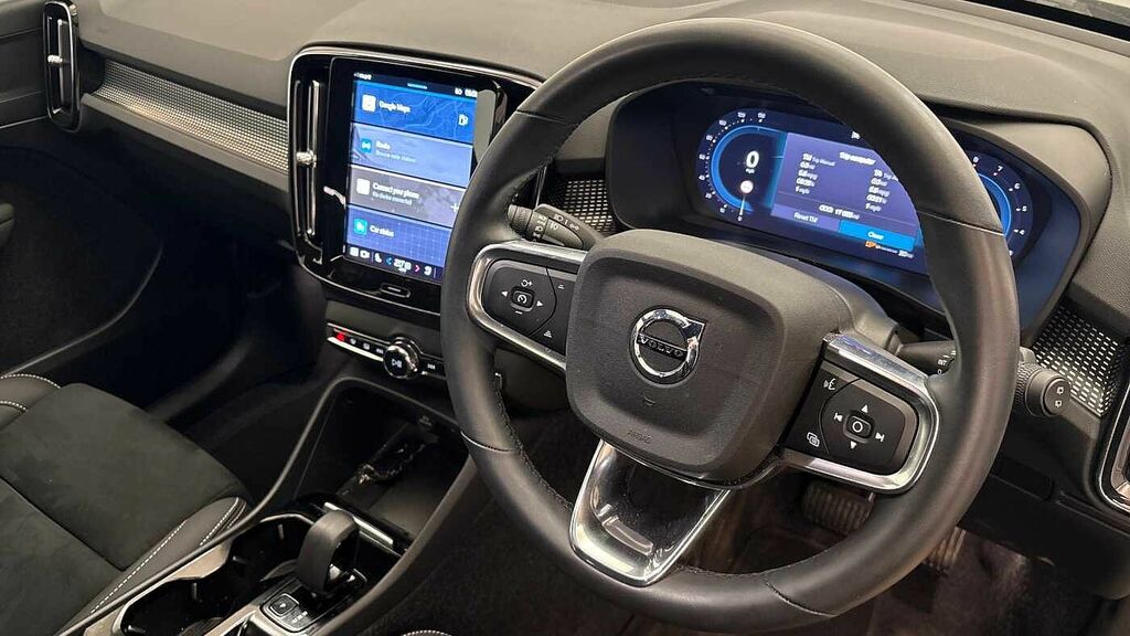 Volvo XC40 Plus, B4 Mild Hybrid, Dark White #9