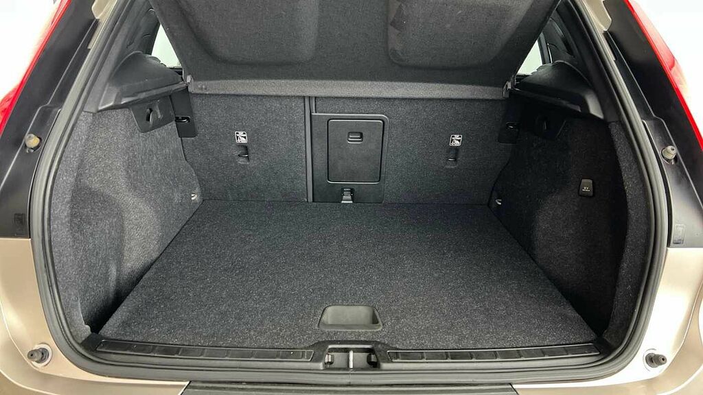 Volvo XC40 Recharge Core, T4 Plug-in Hybrid,  #5
