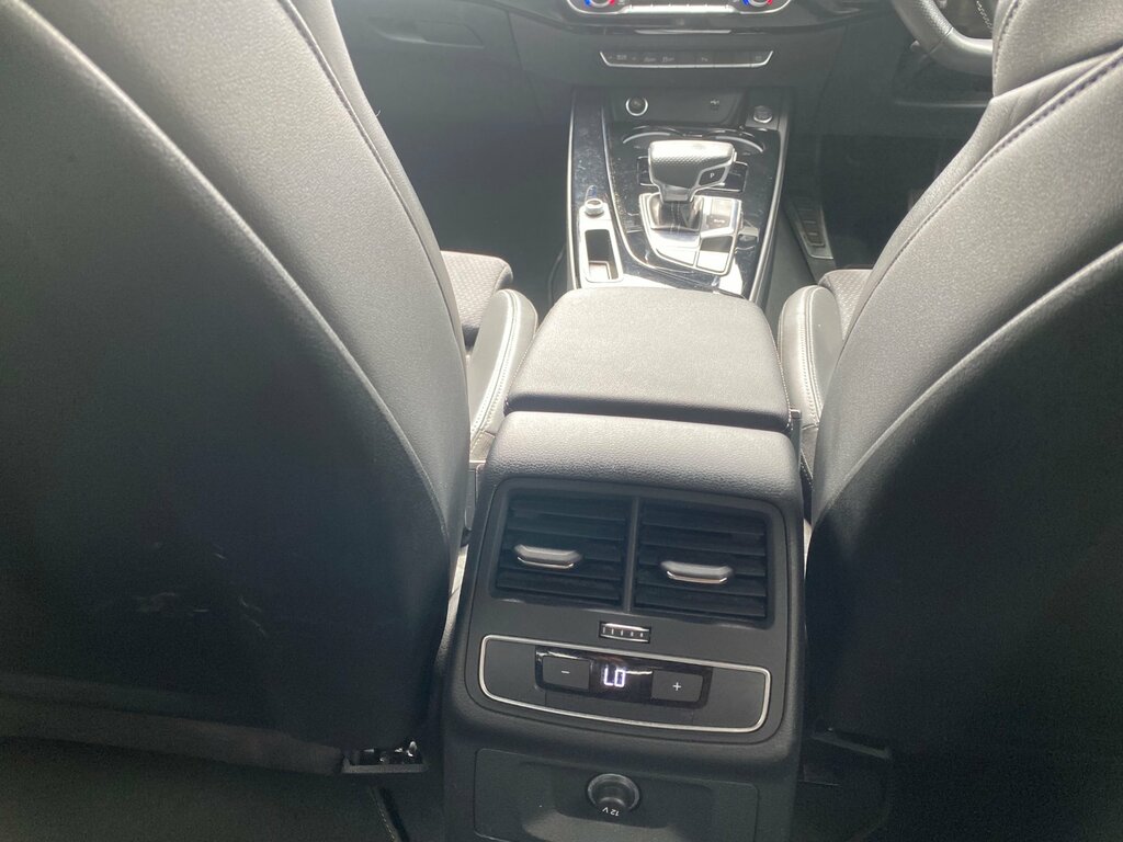 Audi A4 2.0 Tfsi 35 Technik Saloon S Tronic Eur Black #48