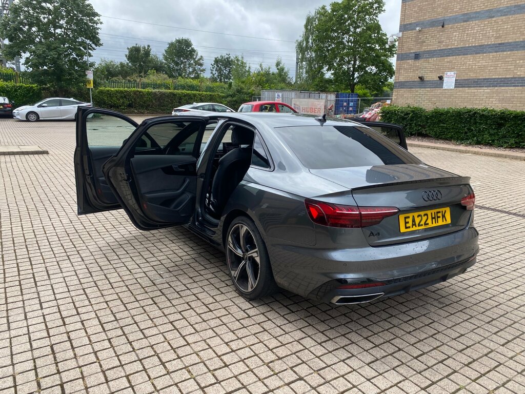Audi A4 2.0 Tfsi 35 Technik Saloon S Tronic Eur Black #37