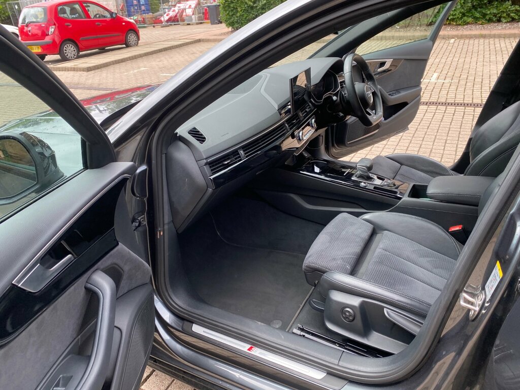 Audi A4 2.0 Tfsi 35 Technik Saloon S Tronic Eur Black #41