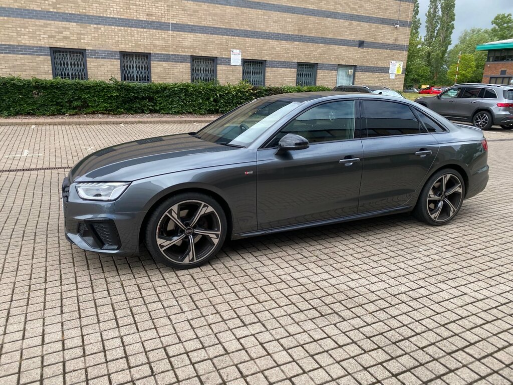Audi A4 2.0 Tfsi 35 Technik Saloon S Tronic Eur Black #12