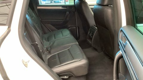 Volkswagen Touareg Suv 3.0 Tdi V6 Bluemotion Tech R-line 2015 Blue #9