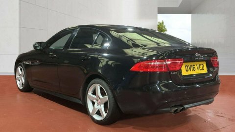 Jaguar XE 2.0 Xe R-sport Black #3