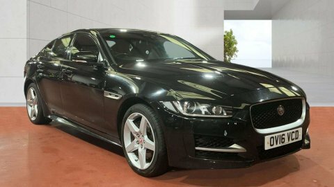 Jaguar XE 2.0 Xe R-sport Black
