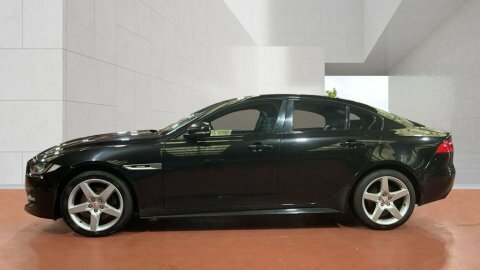 Jaguar XE 2.0 Xe R-sport Black #6