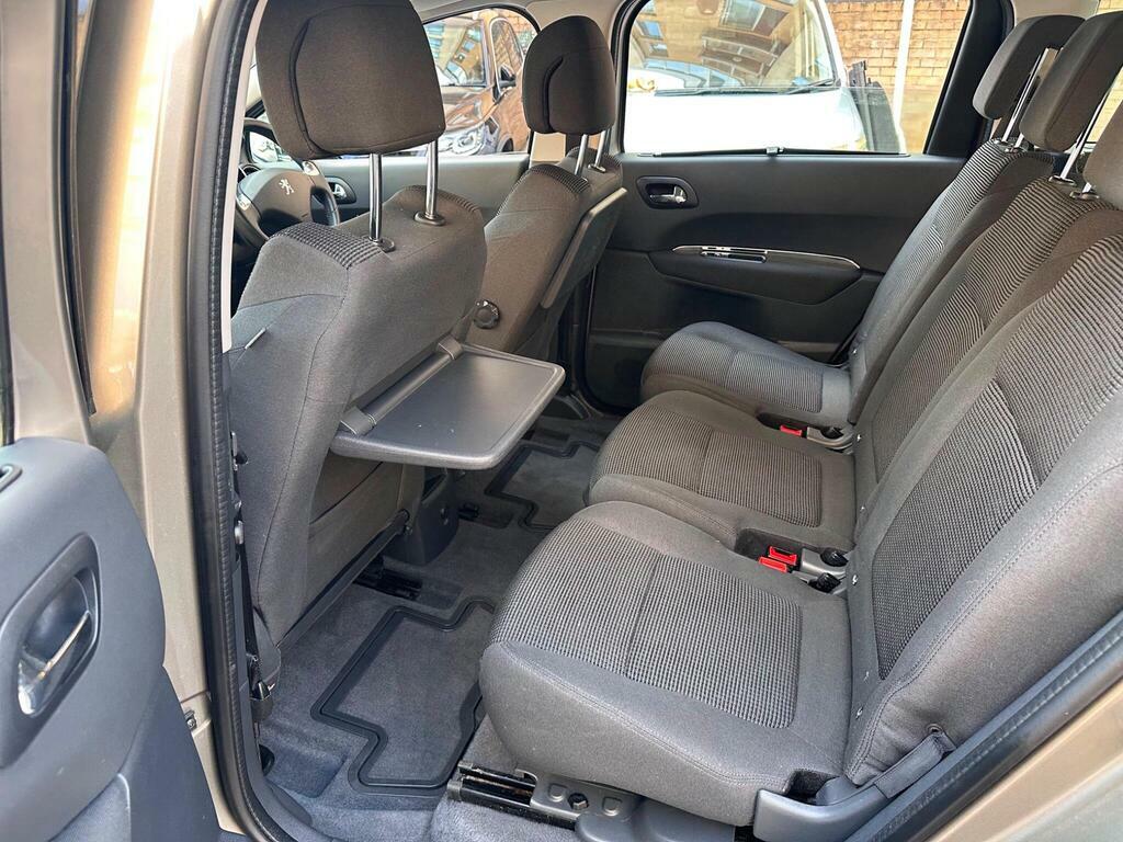 Peugeot 5008 1.6 Bluehdi Allure Euro 6 Ss Grey #24