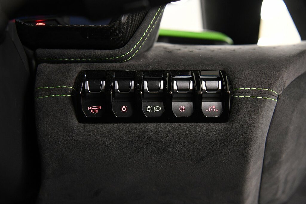 Lamborghini Aventador Ultimae Roadster #25