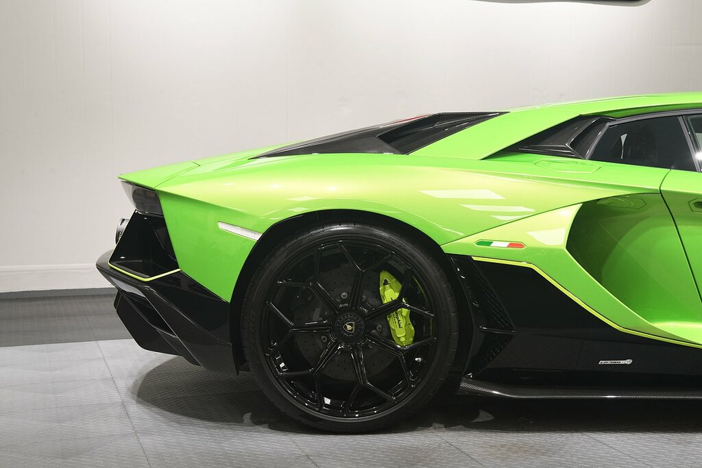 Lamborghini Aventador Ultimae Roadster #39