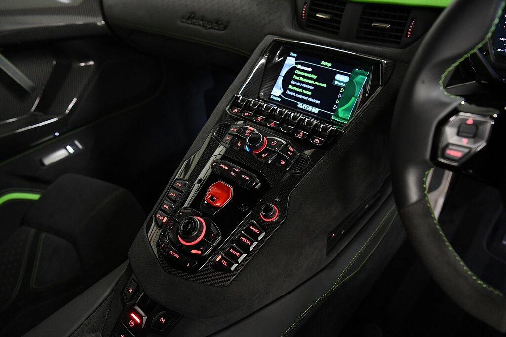 Lamborghini Aventador Ultimae Roadster #18